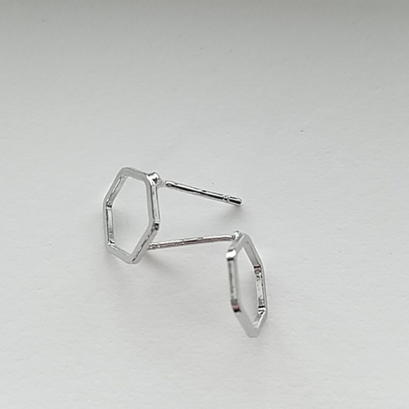 RESTOCKED! Minimalist Hexagon Silvertone Earrings - Picture 3 of 5